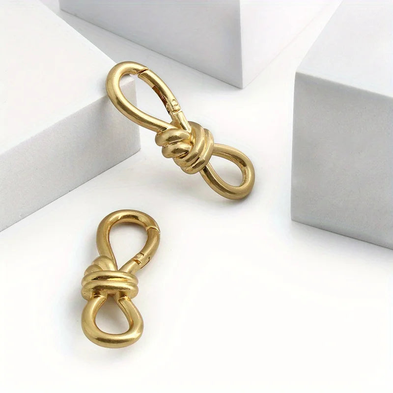 2PCS Women's Tote Bag Metal Twist Knot Spring Ring Lobster Buckle Shoulder Bag Shoes Clothes Knot Decoration Keychain