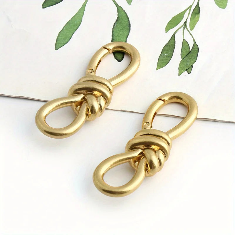 2PCS Women's Tote Bag Metal Twist Knot Spring Ring Lobster Buckle Shoulder Bag Shoes Clothes Knot Decoration Keychain